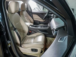 2016 Jaguar F-Pace I, чёрный, 2149000 рублей, вид 3