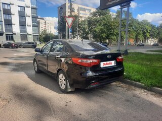 2013 Kia Rio 5-speed III, чёрный, 760000 рублей, вид 5