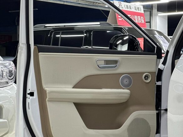 2025 Toyota bZ3X 58.3 kWh, белый, 2800000 рублей - вид 13