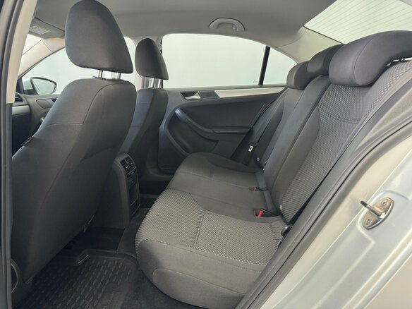 2012 Volkswagen Jetta VI, серый - вид 18