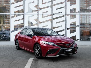 2021 Toyota Camry VIII (XV70) Рестайлинг, красный, 2799000 рублей, вид 1
