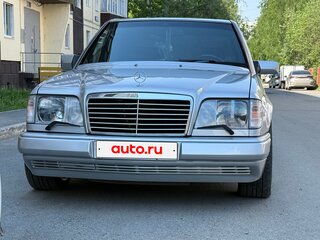 1994 Mercedes-Benz E-Класс 320 I (W124), серый, 2000000 рублей, вид 1