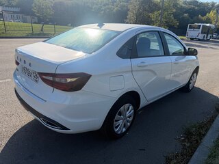 2024 Lada (ВАЗ) Vesta I Рестайлинг (NG), белый, 1300000 рублей, вид 5