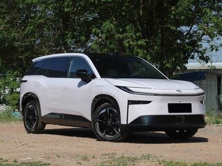 2026 Toyota bZ3X 58.3 kWh, белый, 2797000 рублей, вид 3