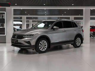 2021 Volkswagen Tiguan II Рестайлинг, серый, 2275000 рублей, вид 1