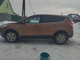 2013 Ford Kuga II, коричневый, 900000 рублей, вид 3