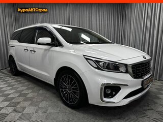 2018 Kia Carnival III, белый, 2610000 рублей, вид 1