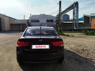 2010 Kia Cerato 5-speed II, пурпурный, 480000 рублей, вид 2