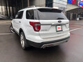 2017 Ford Explorer V Рестайлинг, белый, 2500000 рублей - вид 3