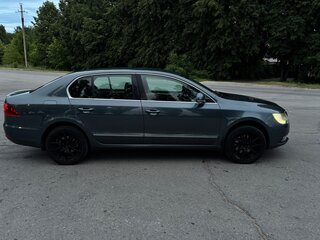 2013 Skoda Superb DSG II Рестайлинг, серый, 1100000 рублей, вид 4