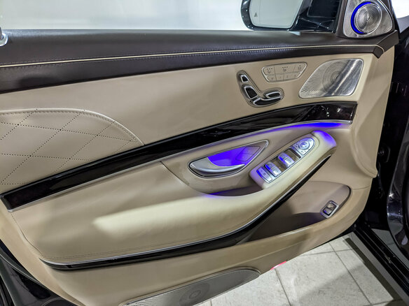 2018 Mercedes-Benz Maybach S-Класс 560 I (X222) Рестайлинг, чёрный, 4750000 рублей - вид 18