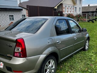 2010 Renault Logan I Рестайлинг, бежевый, 220000 рублей, вид 4