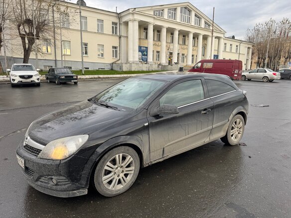 2008 Opel Astra GTC H Рестайлинг, чёрный, 373000 рублей - вид 2