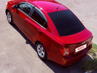 2012 Chevrolet Aveo II, красный, 725000 рублей, вид 1