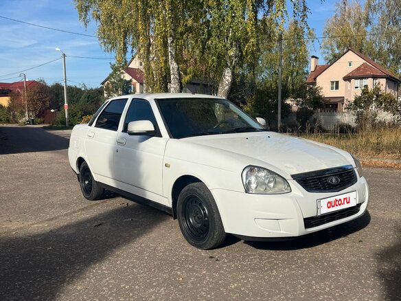 2014 Lada (ВАЗ) Priora I Рестайлинг, белый, 300000 рублей - вид 1