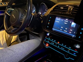 2017 Jaguar F-Pace I, чёрный, 3100000 рублей, вид 4