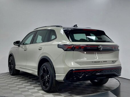 2026 Volkswagen Tiguan L Pro III (China Market), белый, 5200000 рублей, вид 5