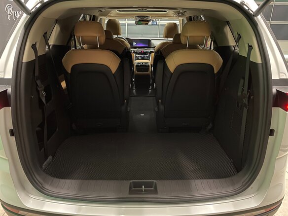 2022 Kia Carnival IV, белый, 3700000 рублей - вид 9