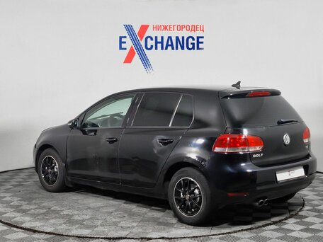2011 Volkswagen Golf VI, чёрный, 439000 рублей, вид 2
