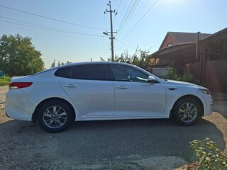 2017 Kia Optima IV, белый, 1900000 рублей, вид 4