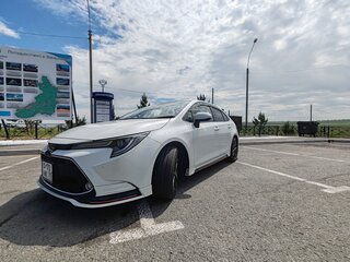 2020 Toyota Corolla XII (E210), белый, 2175000 рублей, вид 2