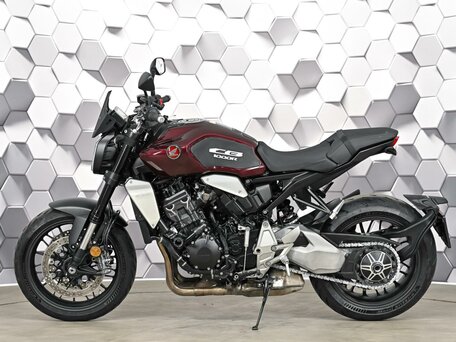 2024 Honda CB 1000R, красный, 1377000 рублей, вид 4