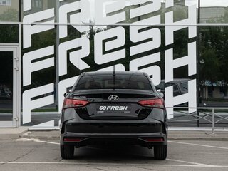 2021 Hyundai Solaris II Рестайлинг, чёрный, 1661500 рублей, вид 4