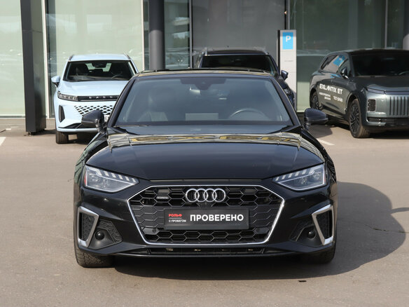 2023 Audi A4 45 TFSI V (B9) Рестайлинг, чёрный - вид 1