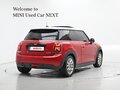 2023 Mini Hatch Cooper III (F55/F56) Рестайлинг 2, красный - вид 3