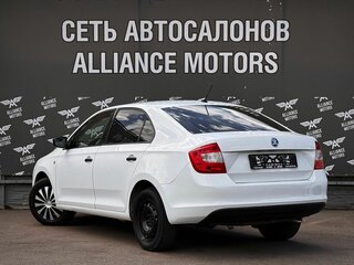 2015 Skoda Rapid I, белый, 655000 рублей, вид 5