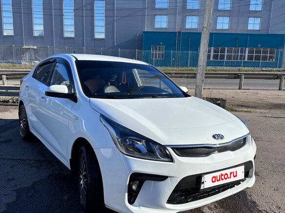 2017 Kia Rio IV, белый, 940000 рублей - вид 2