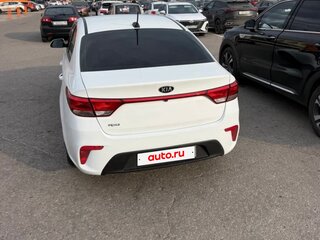 2017 Kia Rio IV, белый, 1000000 рублей, вид 3
