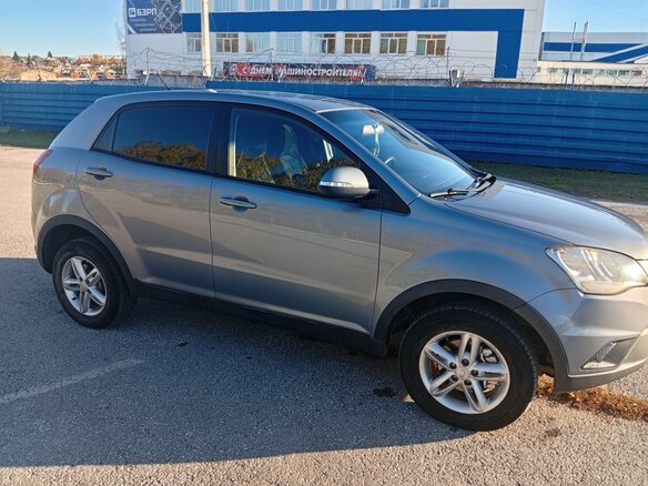 2012 SsangYong Actyon II, серый - вид 3