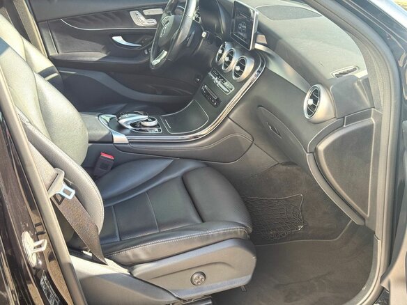 2018 Mercedes-Benz GLC 300 I (X253), чёрный, 3240000 рублей - вид 30