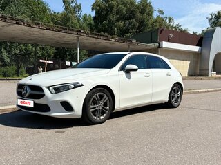 2018 Mercedes-Benz A-Класс 200 IV (W177), белый, 1900000 рублей, вид 3