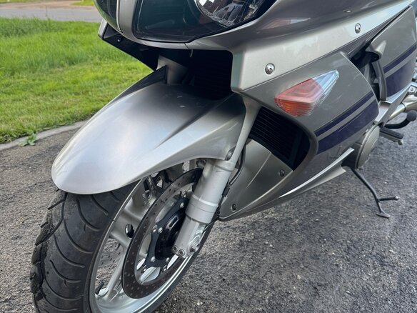 2008 Yamaha FJR1300, серебристый, 600000 рублей - вид 9