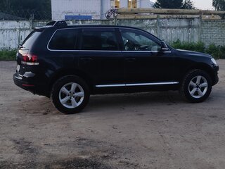 2007 Volkswagen Touareg I Рестайлинг, чёрный, 820000 рублей, вид 3