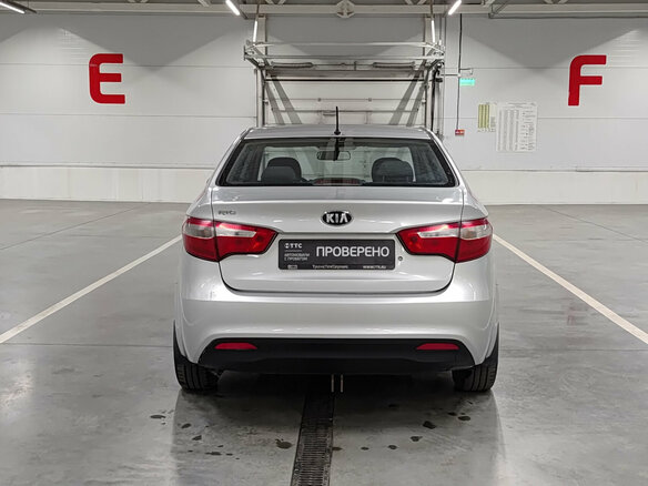 2014 Kia Rio III, серебристый, 705000 рублей - вид 5