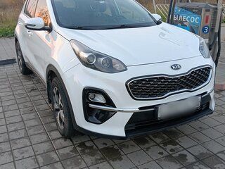 2019 Kia Sportage IV Рестайлинг, белый, 1880000 рублей, вид 2