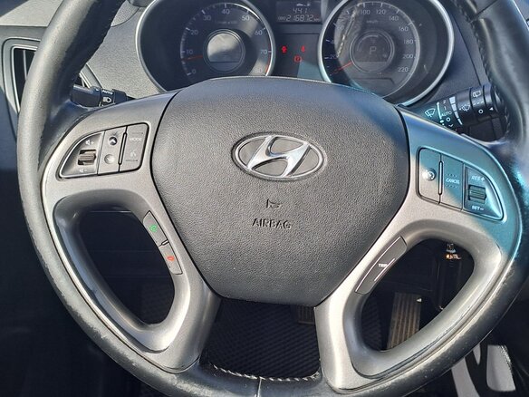 2014 Hyundai ix35 I Рестайлинг, чёрный, 1200000 рублей - вид 9