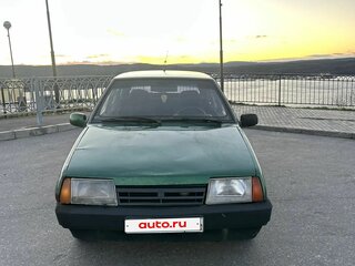 1999 Lada (ВАЗ) 2109, серебристый, 68000 рублей, вид 2