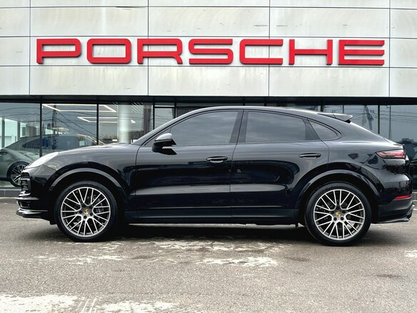 2019 Porsche Cayenne Coupé III, чёрный, 6650000 рублей - вид 1