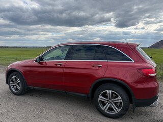 2018 Mercedes-Benz GLC 300 I (X253), красный, 2800000 рублей, вид 4