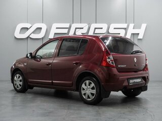 2011 Renault Sandero I, красный, 599000 рублей, вид 2