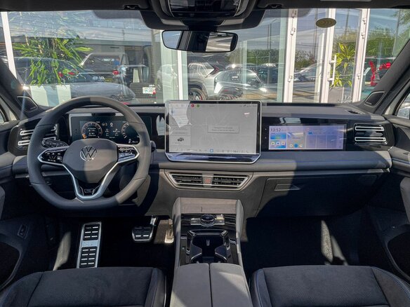 2026 Volkswagen Tiguan L Pro III (China Market), белый, 5350000 рублей - вид 11