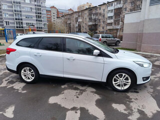 2017 Ford Focus III Рестайлинг, белый, 920000 рублей, вид 2