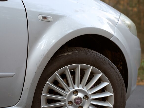 2010 Fiat Linea, серый, 620000 рублей - вид 11