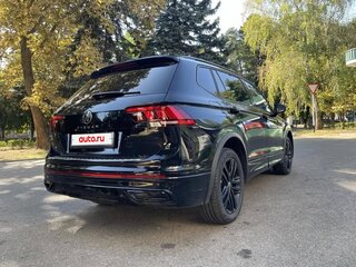 2021 Volkswagen Tiguan Allspace II Рестайлинг, чёрный, 4000000 рублей, вид 2