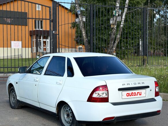 2012 Lada (ВАЗ) Priora I, белый, 300000 рублей - вид 8