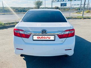 2012 Toyota Camry VII (XV50), белый, 1450000 рублей, вид 2